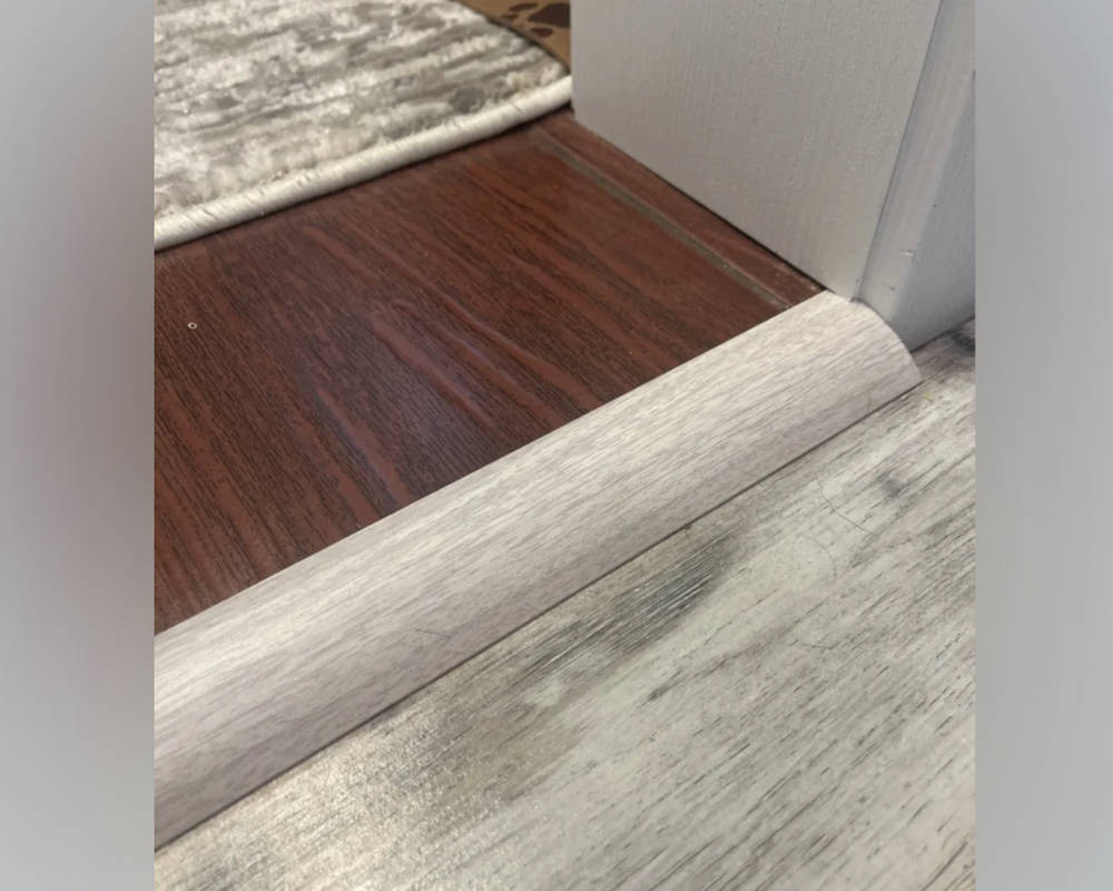 Порог одноуровневый ПС 04-3.900.106 Ясень белый