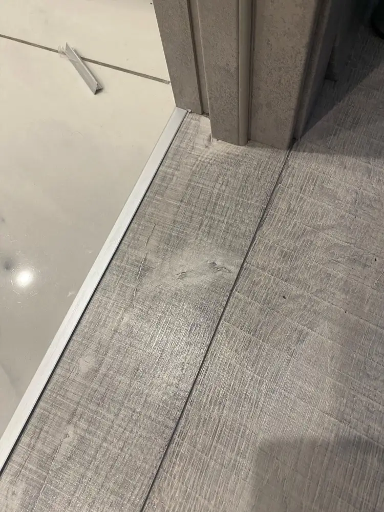 Профиль стыкоперекрывающий ПС 11НС.2700.001 Матовый