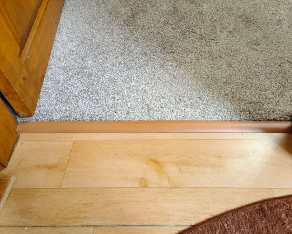 Самоклеящийся порог ЛС 35.2700.4816 Дуб ретушированный