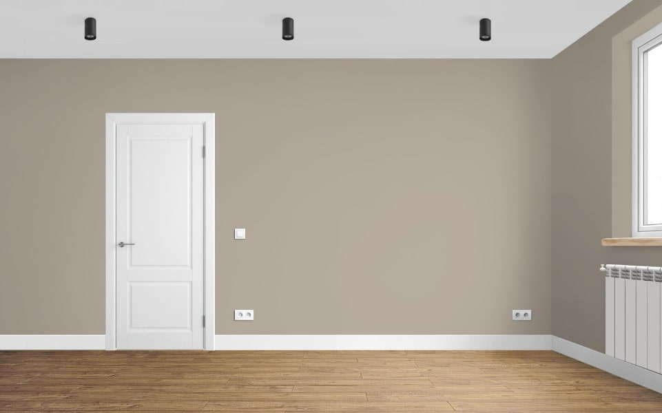 Плинтус Волшебная Палочка Самоцветы 81мм 2,0м. RAL 9003. Цвет 401