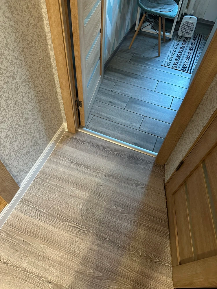 Порог разноуровневый ПР 06.2700.02 Золото