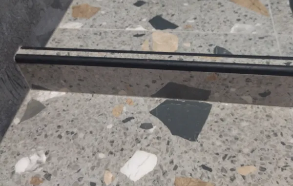 Профиль окантовочный Волшебная палочка MSPK 03-9.2700.15B 10мм 2,7м Чёрный браш