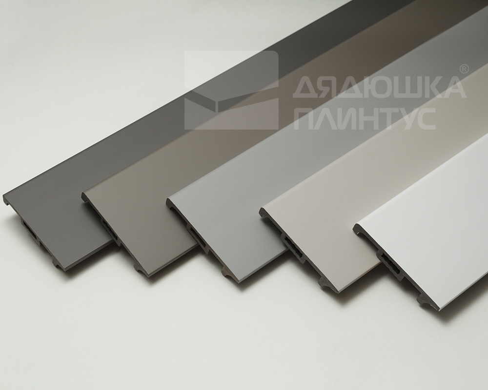 Плинтус Волшебная Палочка Самоцветы 81мм 2,0м 107