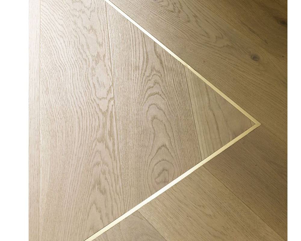 PVL34-04 Профиль Т-образный плоский латунь Антик бронза светлая 13мм х 2.7м