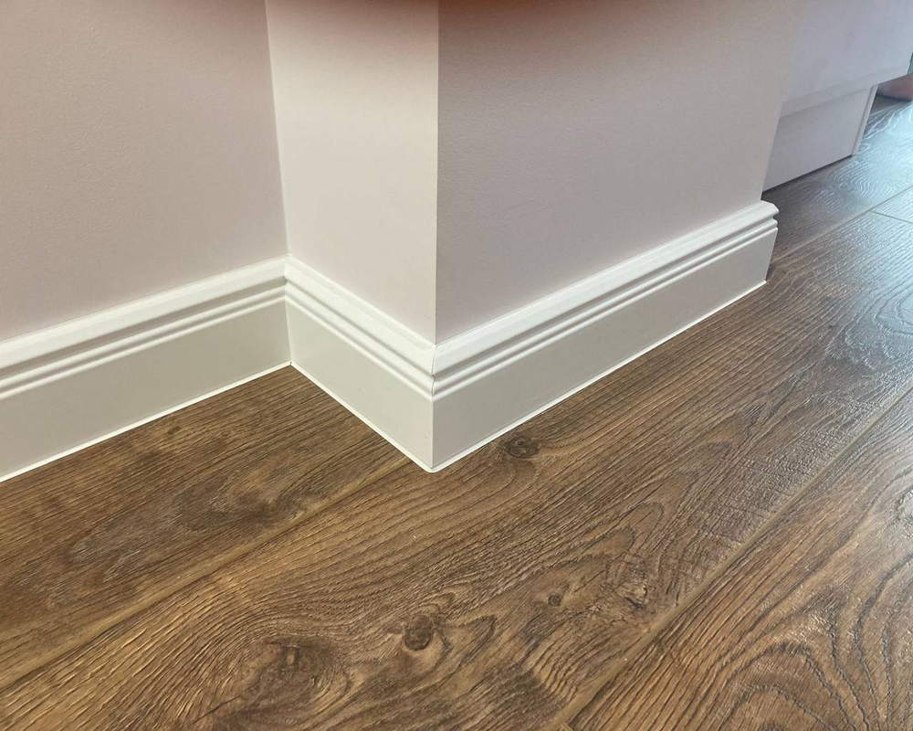 Плинтус ХДФ Dollken Cubu Hamburg Style 80мм х 2,5 м 5012 Белый