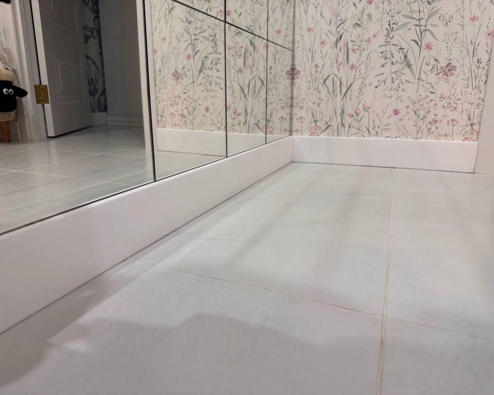 Плинтус NMC IL10 Wallstyl 80*23*2000. Окраска включена в стоимость