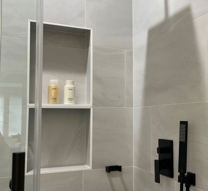 Алюминиевый наружный профиль ПО-9 (92481PF7)  белый муар 2,7 м.