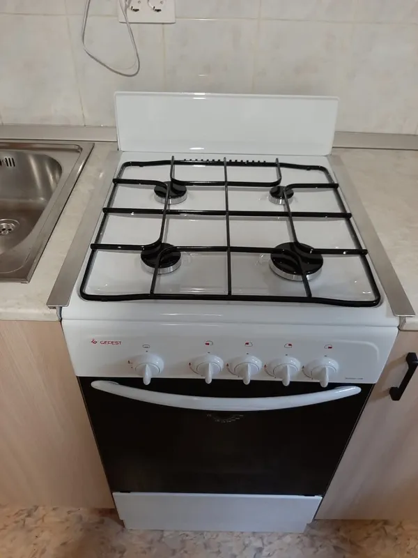 Тавр 20х20 мм Тп 04.2000.502л Золото. Цена за 5 штук.