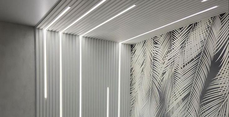 Стеновая панель HI WOOD белая. LV121 NP HI WOOD 120,0мм х 12,0мм х 2,7м. Окраска включена в стоимость