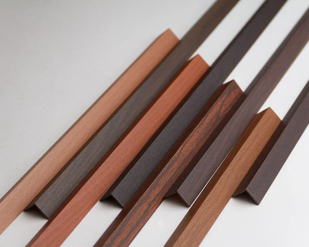 Угол декоративный 10х10 Уп 01-27.2700.561 Дуб мокко