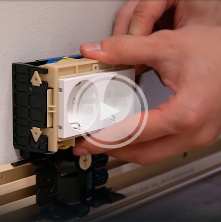 Монтаж плинтуса Грейс электро