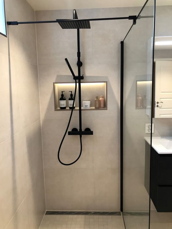 Алюминиевый наружный профиль ПО-9 (11384PX)  светло-серый муар 2,7 м.