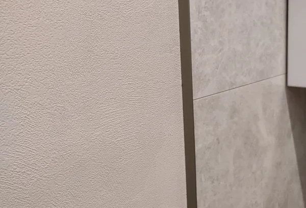 Профиль из нержавеющей стали L-образный Alumacer 10мм 2,6м Синий полированный