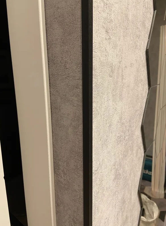 Профиль угловой Волшебная палочка Expert MSUPE 05-27.2700.15 20*10мм 2,7м Черный