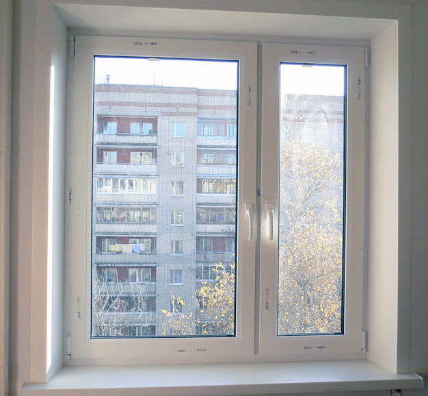 Угол ПВХ Деконика ИДЕАЛ 10*10 2,7м 093 Графит