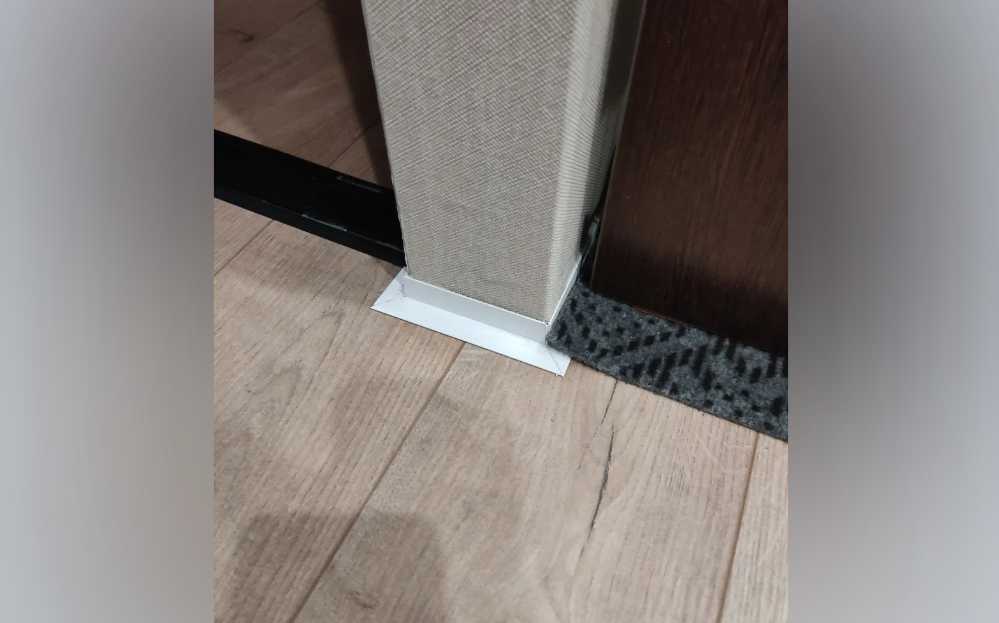 Микроплинтус SL16X25-04 16х25х2000мм Белый