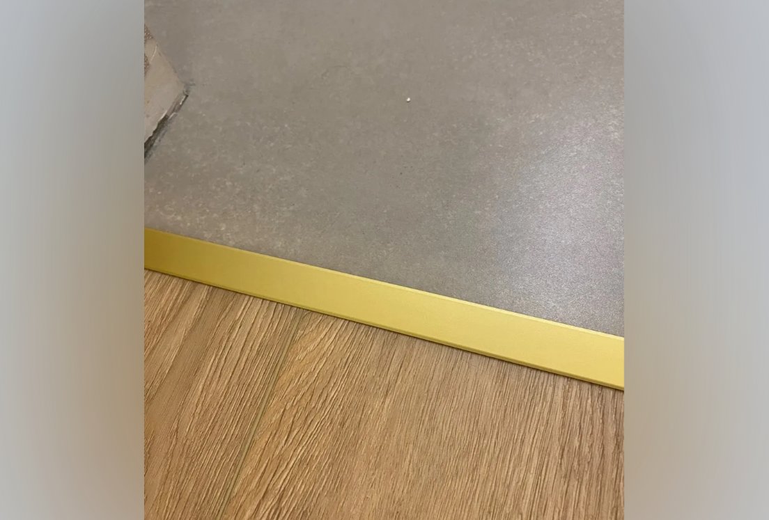 PVS91-05 Профиль Т-образный нержавеющая сталь Золото зеркальное  20мм х 2.7м