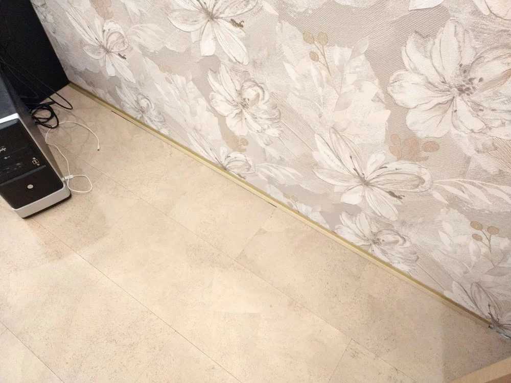 Антиплинтус Апл 02.2700.042л. Шампань