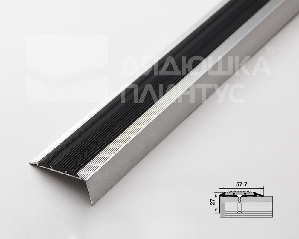 Порог угловой ПУ 70.2700.201лч Анод серебро