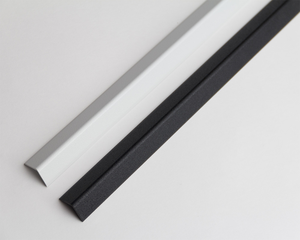 Угол наружный алюминиевый УО 04-27.2700.18