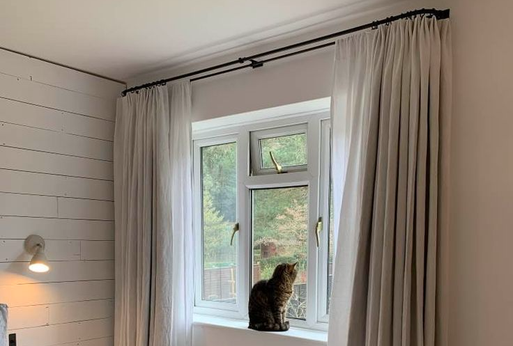 Карниз двухрядный кованый УЮТ D25мм 4,0м Черный