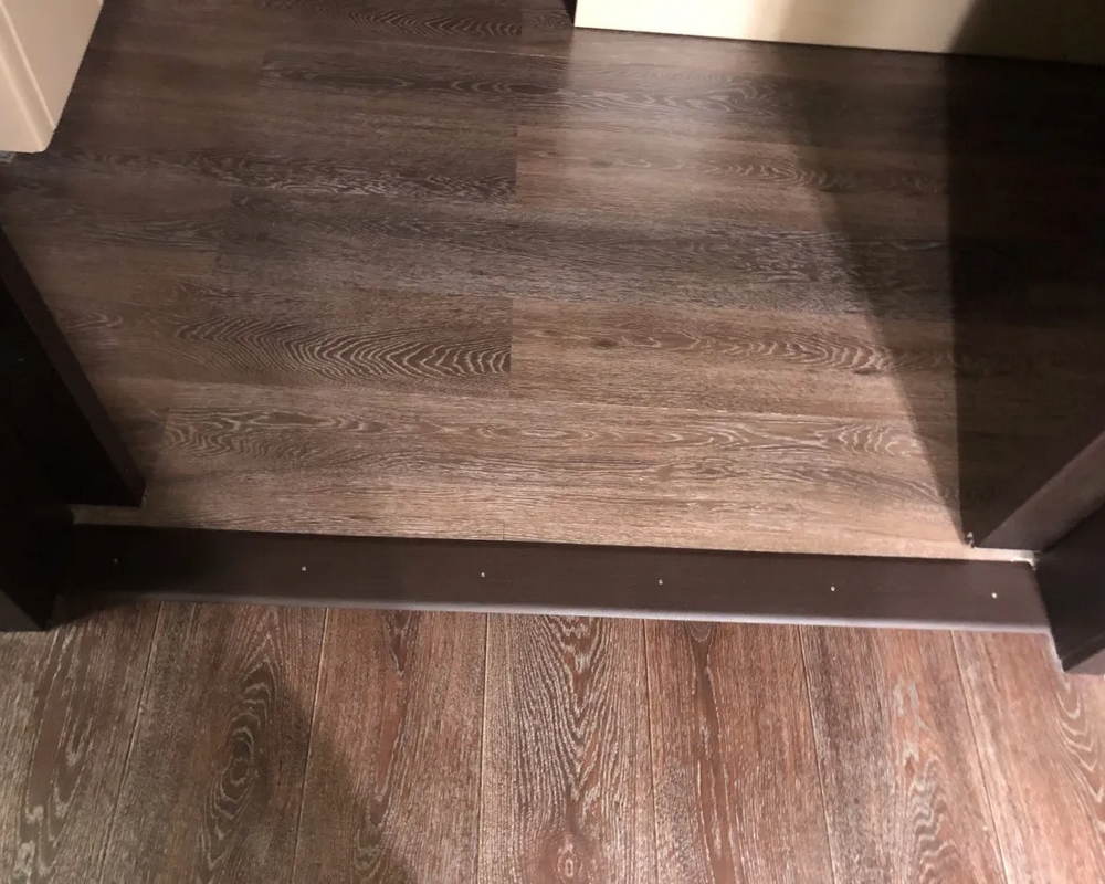 Порог одноуровневый ПС 05.2700.204л Бронза