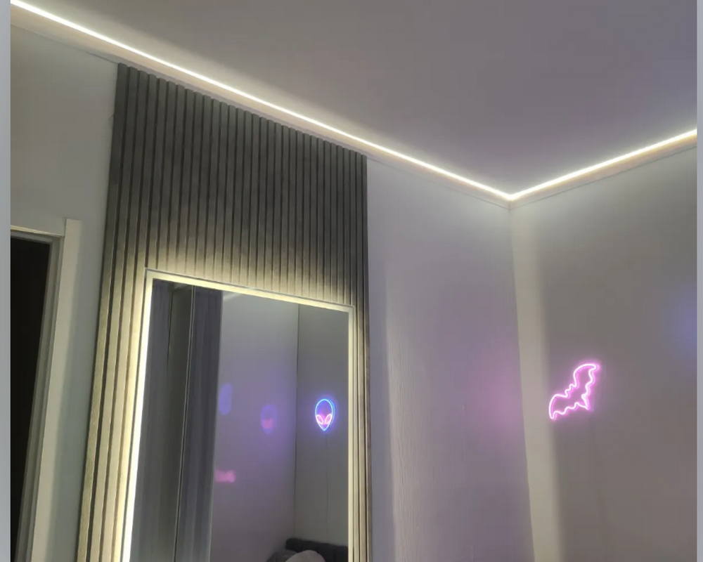 Карниз потолочный из полистирола высокой плотности NMC IL4 60*37,5*2000. Окраска включена в стоимость