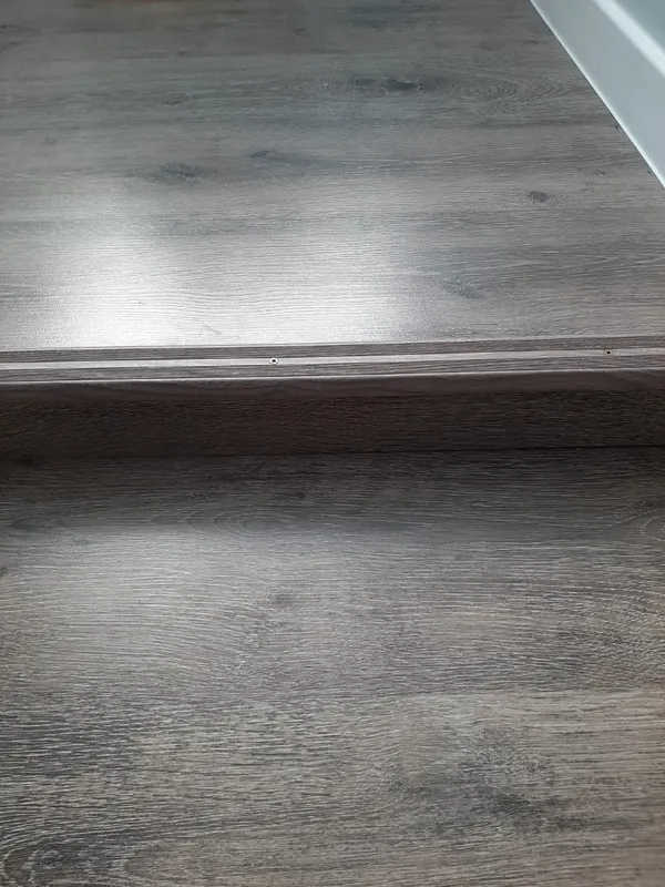 Порог угловой ПУ 06.2700.058 0,9 м Бетон сильвер