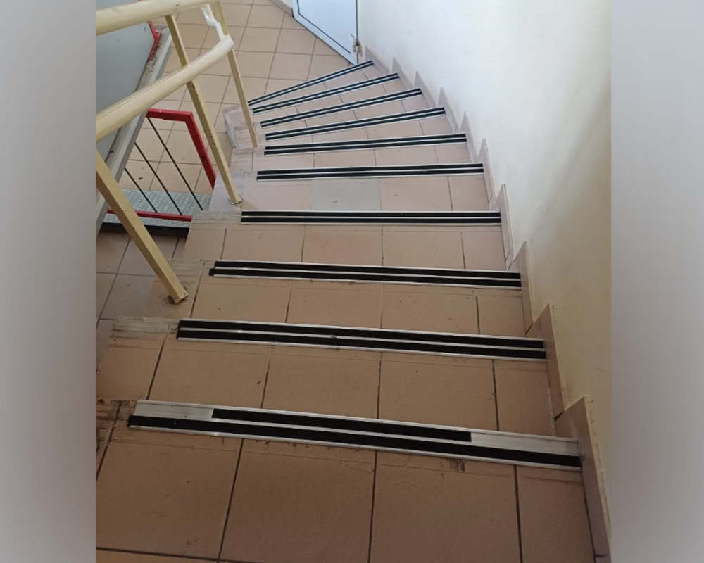 Порог одноуровневый ПС 08.1800.03 Шоколад