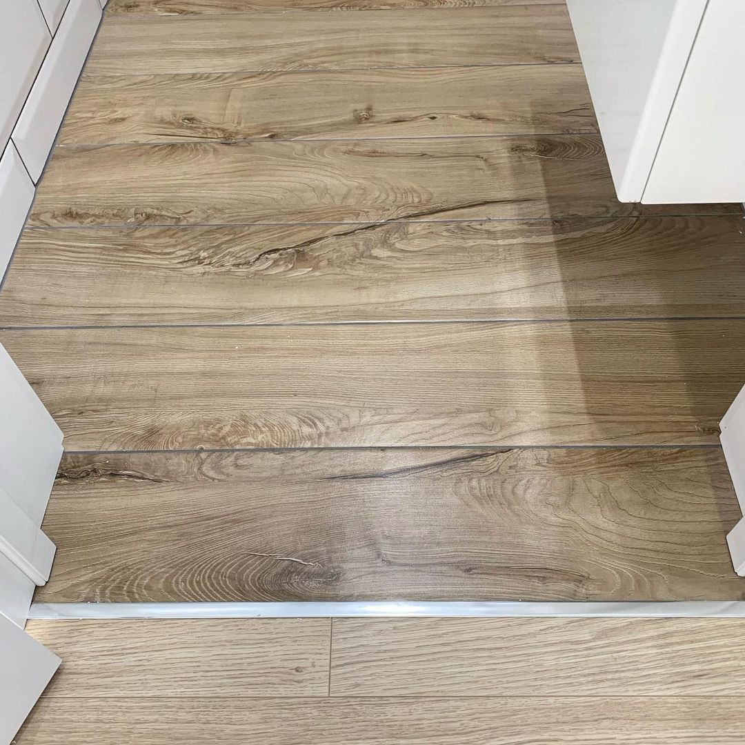 Алюминиевый  профиль ПТ-30  бронза/мат 2,7 м