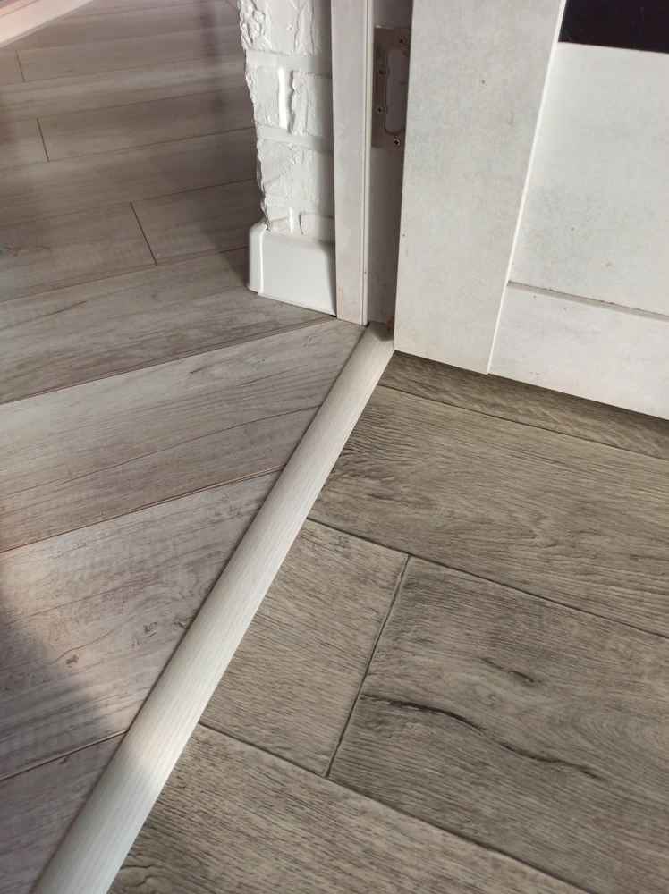 Порог разноуровневый ПР 06.1800.2R102 Ольха серая