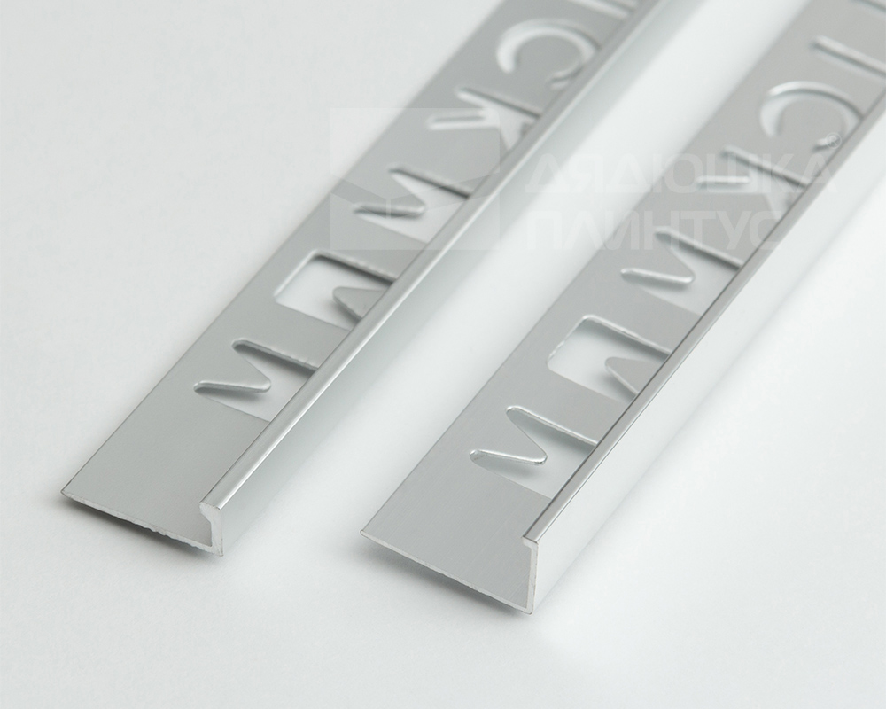 Профиль окантовочный Волшебная палочка MSPK 01-12.2700.042L 12мм 2,7м Шампань люкс