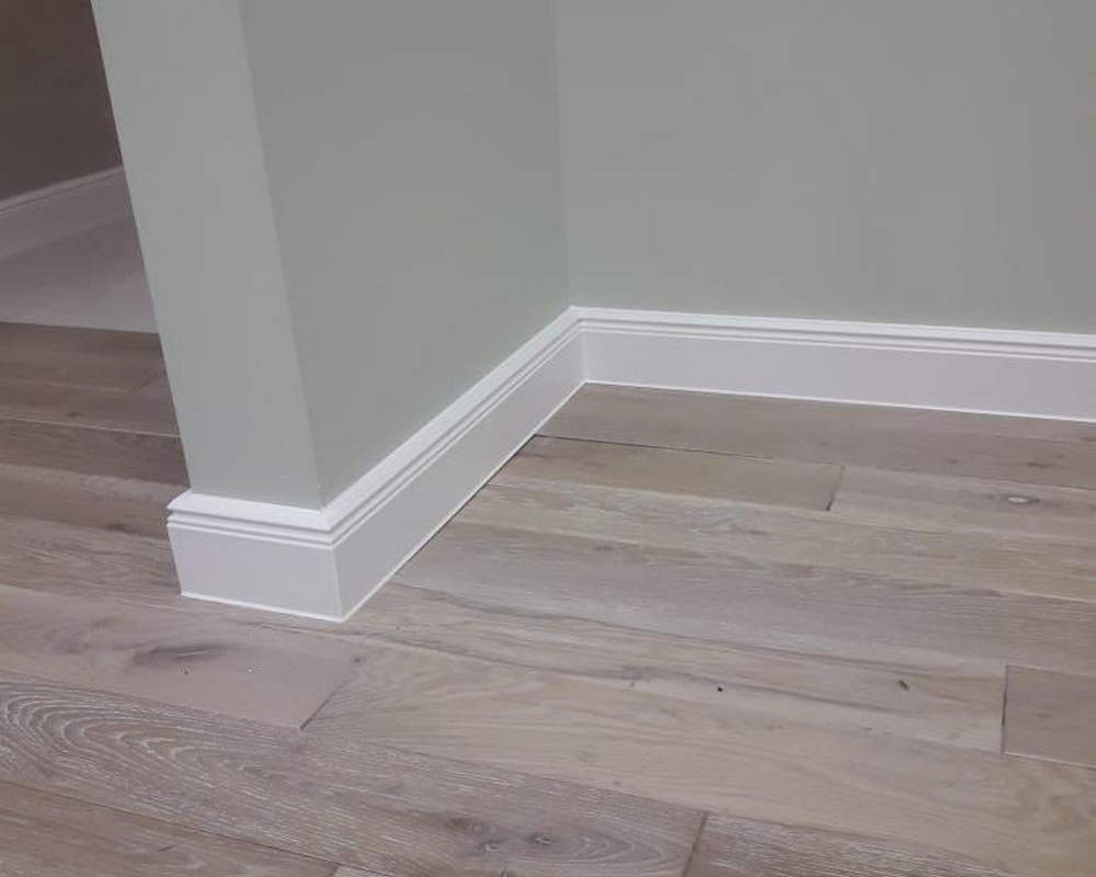 Плинтус ХДФ Dollken Cubu Hamburg Style 100 мм х 2,5 м 5012 Белый