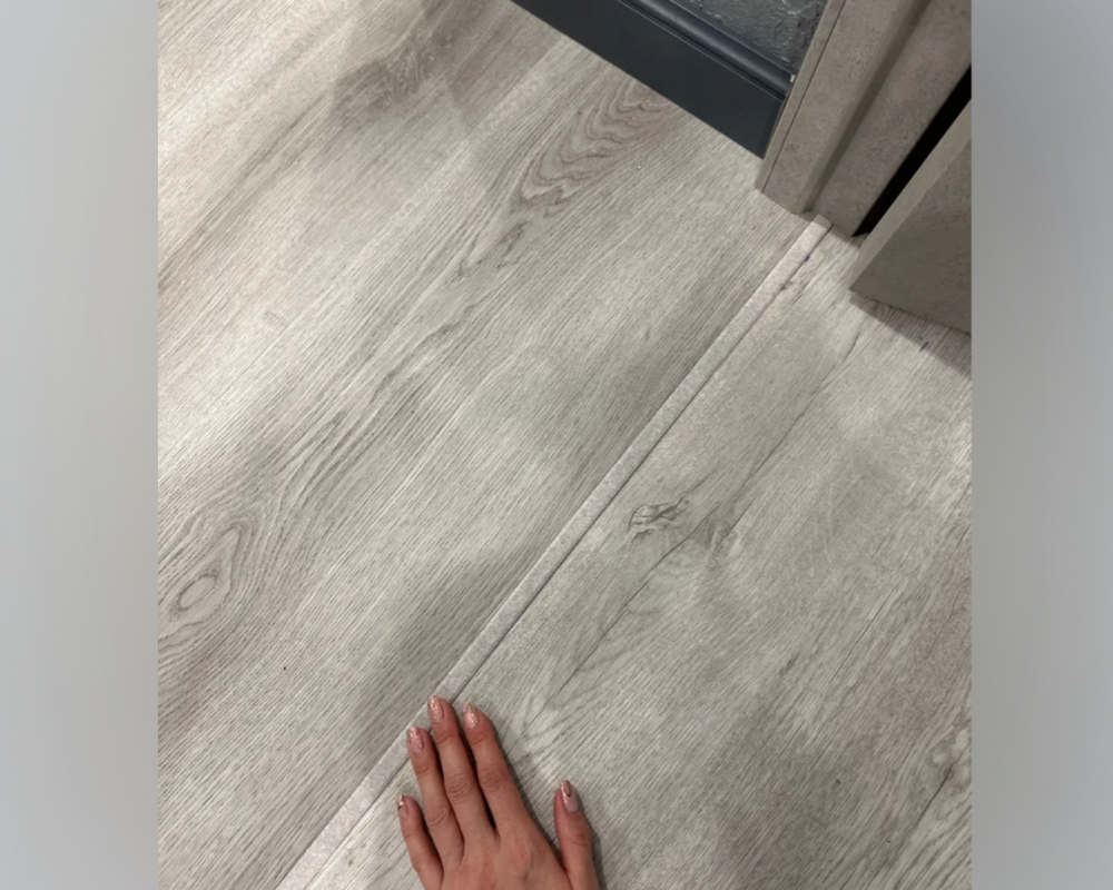 Порог одноуровневый ПС 09.2700.057 Бетон айс