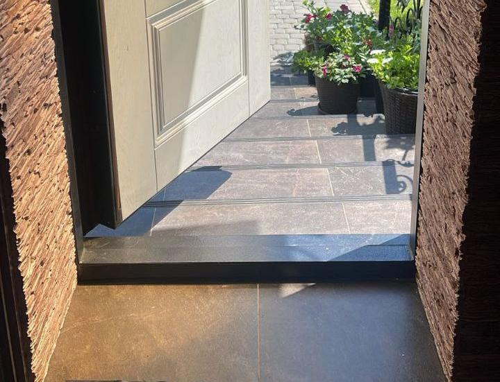 Плинтус ПВХ гибкий Flex 24 м. Черный