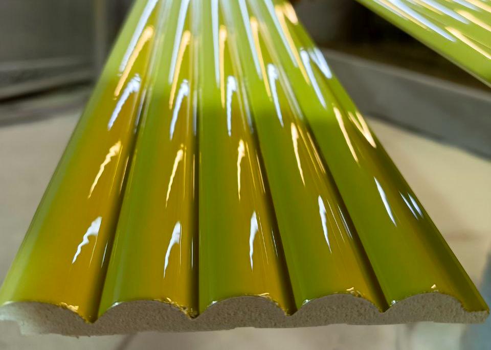 Стеновая панель HI WOOD белая. LV135 NP HI WOOD 120,0мм х 12,0мм х 2,7м. Окраска включена в стоимость