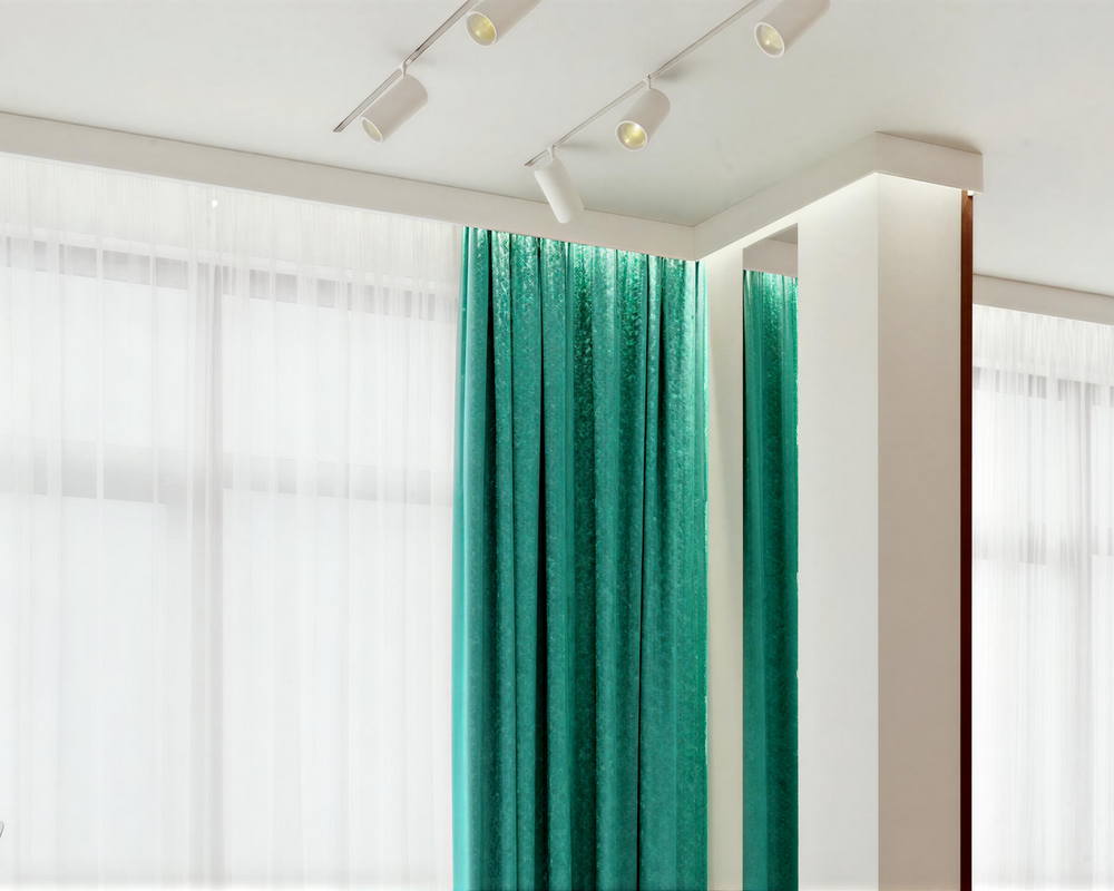 Плинтус карнизный СОЛИД 3 UHD 04/100L 2,0 м, Белый