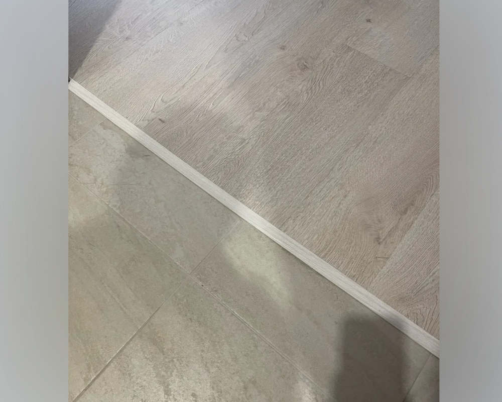 Порог одноуровневый ПС 09.2700.053 Бук беленый