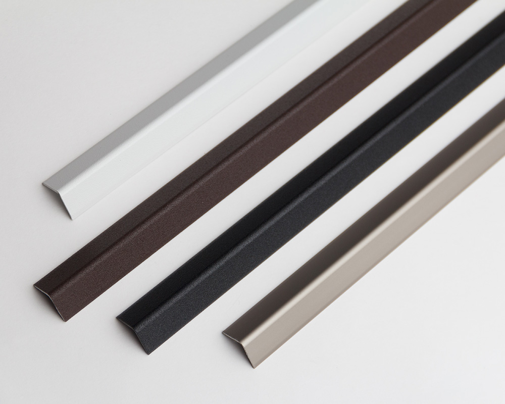 Угол наружный алюминиевый УО 04-27.2700.17