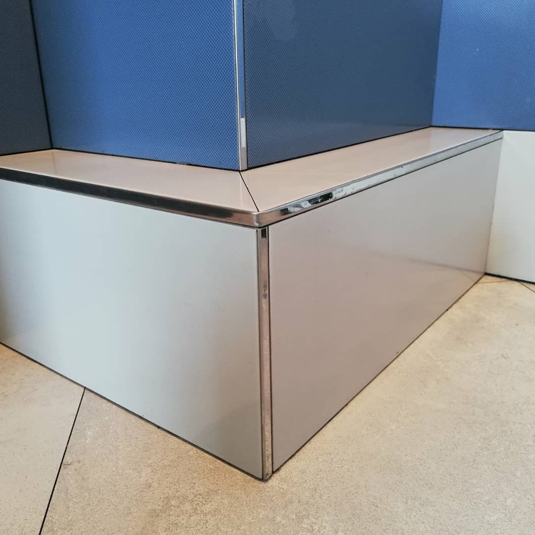 Профиль для внешнего угла 10мм 2,7м нержавеющая сталь MSPK 01-10NS.2700.001