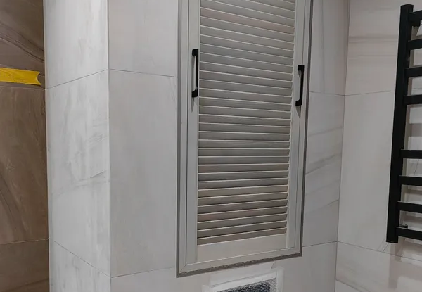 Угол декоративный Уп 12-27.2700.555 (30х30 мм)