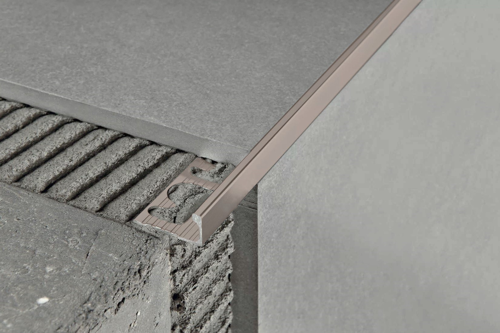 Профиль окантовочный Волшебная палочка MSPK 01-12.2700.042L 12мм 2,7м Шампань матовая