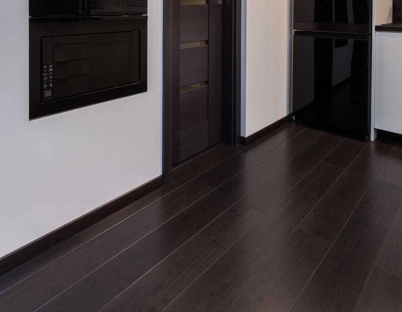 Плинтус МДФ Smartprofile Strong 80М Дуб Филадельфия коньяк