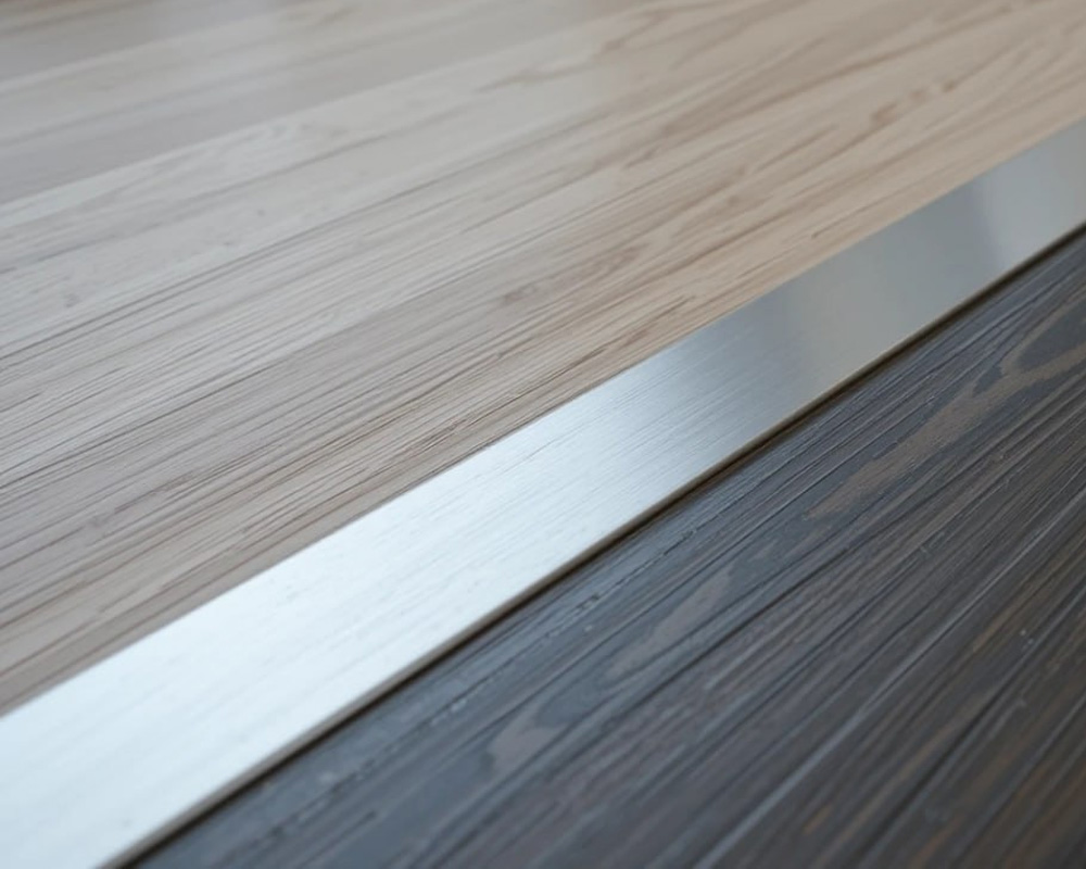 Профиль стыкоперекрывающий ПС 11НС.2700.001 Матовый