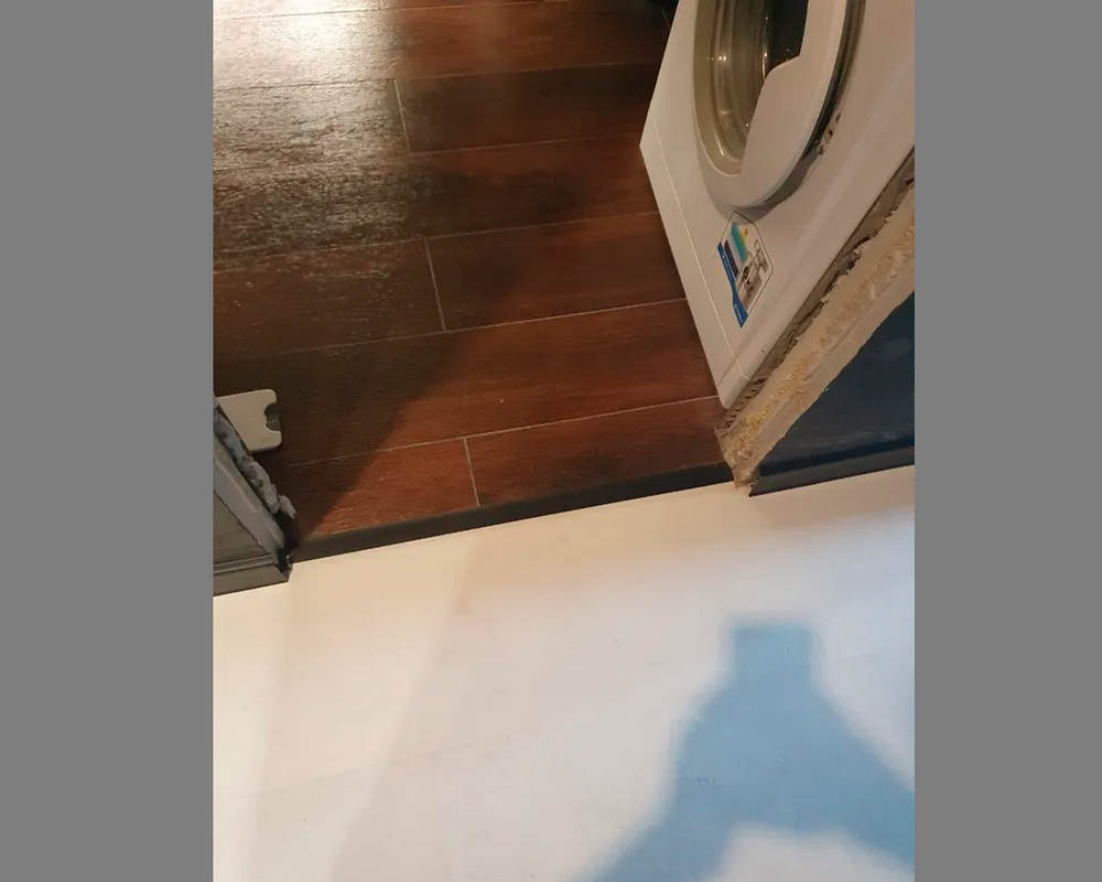 Самоклеящийся порог ЛС 35.2700.4077 Махагон