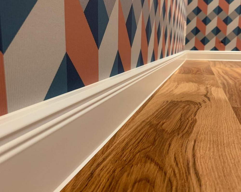 Плинтус ХДФ Dollken Cubu Hamburg Style 100 мм х 2,5 м 5012 Белый