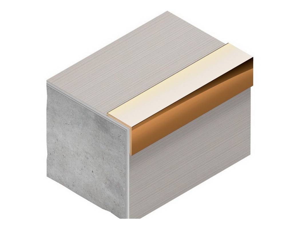 PVL74-05 Угол латунь Антик медь светлая 20х20мм 2.7м