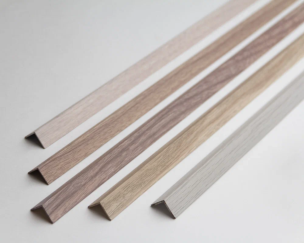 Угол декоративный 10х10 Уп 01-27.2700.589 Клен беленый