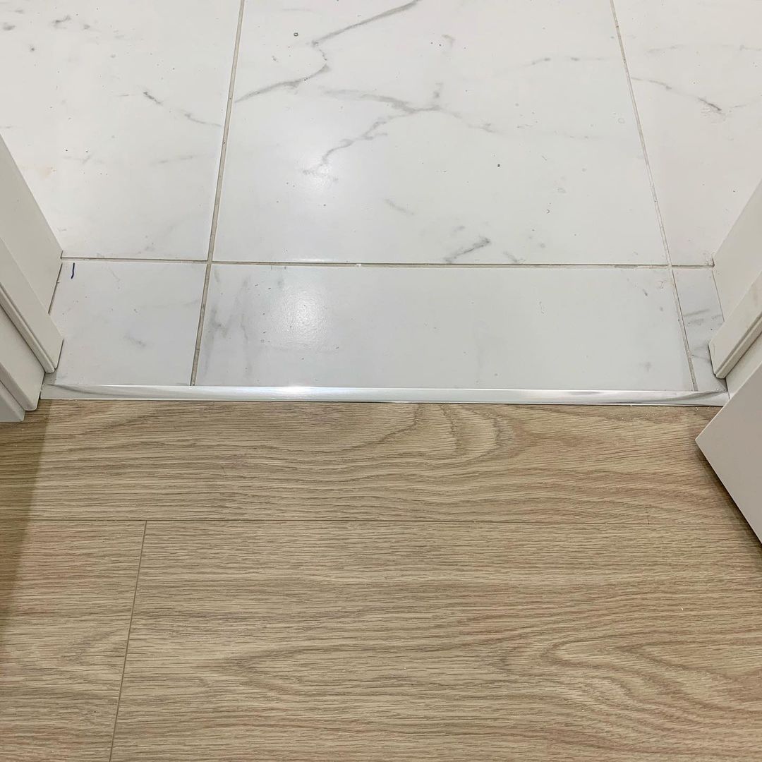 Алюминиевый  профиль ПТ-30  бронза/мат 2,7 м