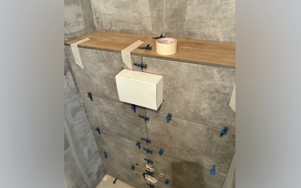 Профиль окантовочный Genesis ESA 100.18 10 х 2500 мм Черный браш